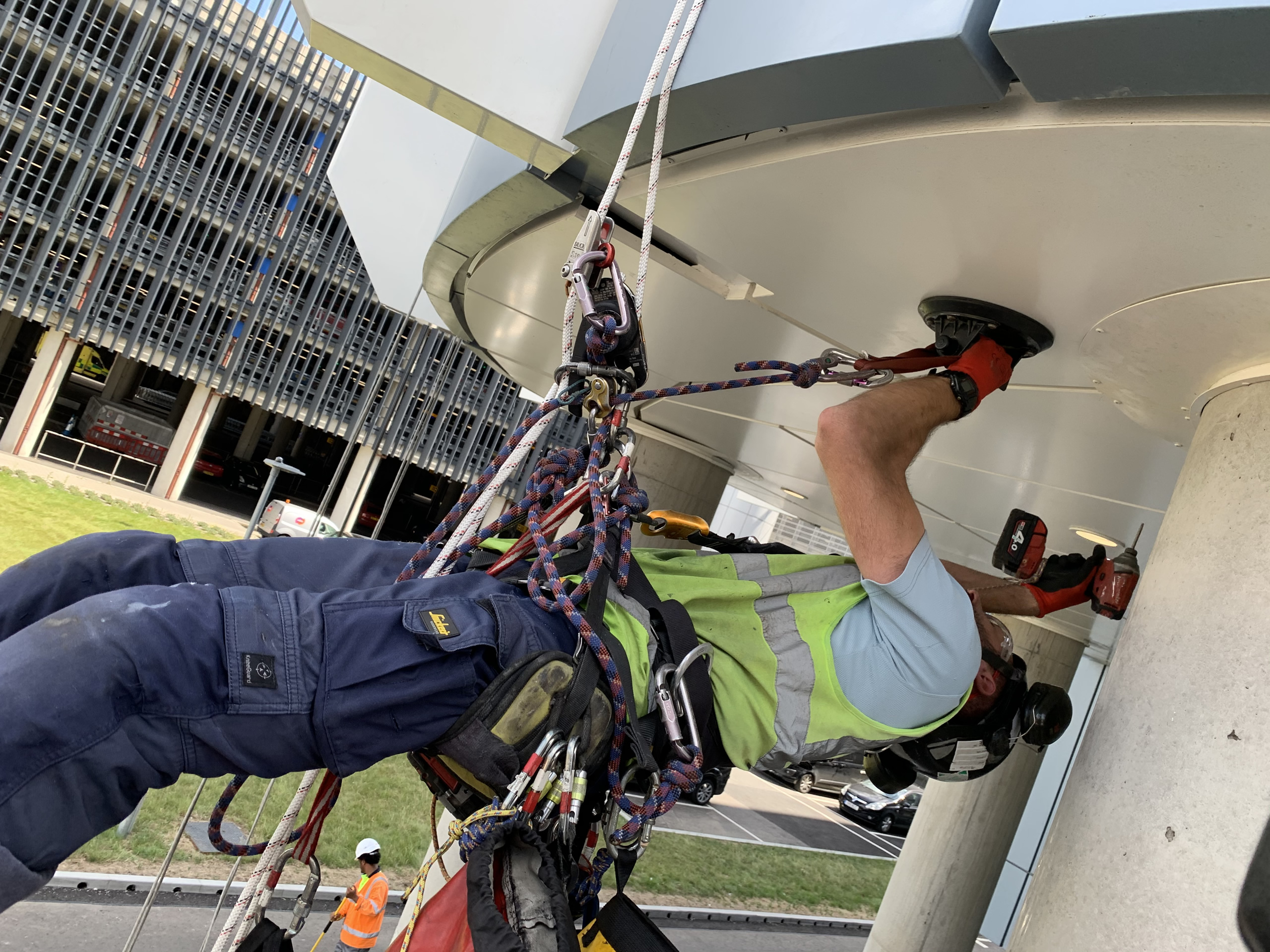 R&P Access - rope access (40) - Cladding remedial works at the Hilton Garden Inn, Heathrow airport R&P Access - rope access (40) - Cladding remedial works at the Hilton Garden Inn, Heathrow airport
